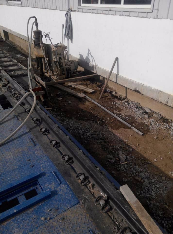 松柏镇注浆治理铁路高路基沉陷病害